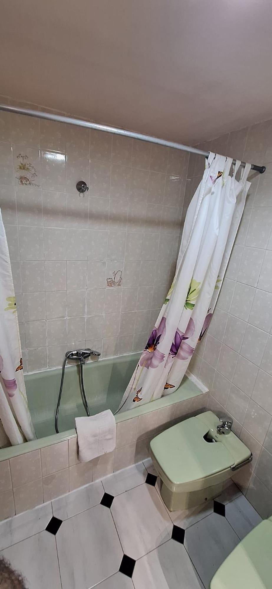 Apartamentos Casa May 1- Centro Benidorm-Solo Mayores De 30 Anos Y Familias Zewnętrze zdjęcie