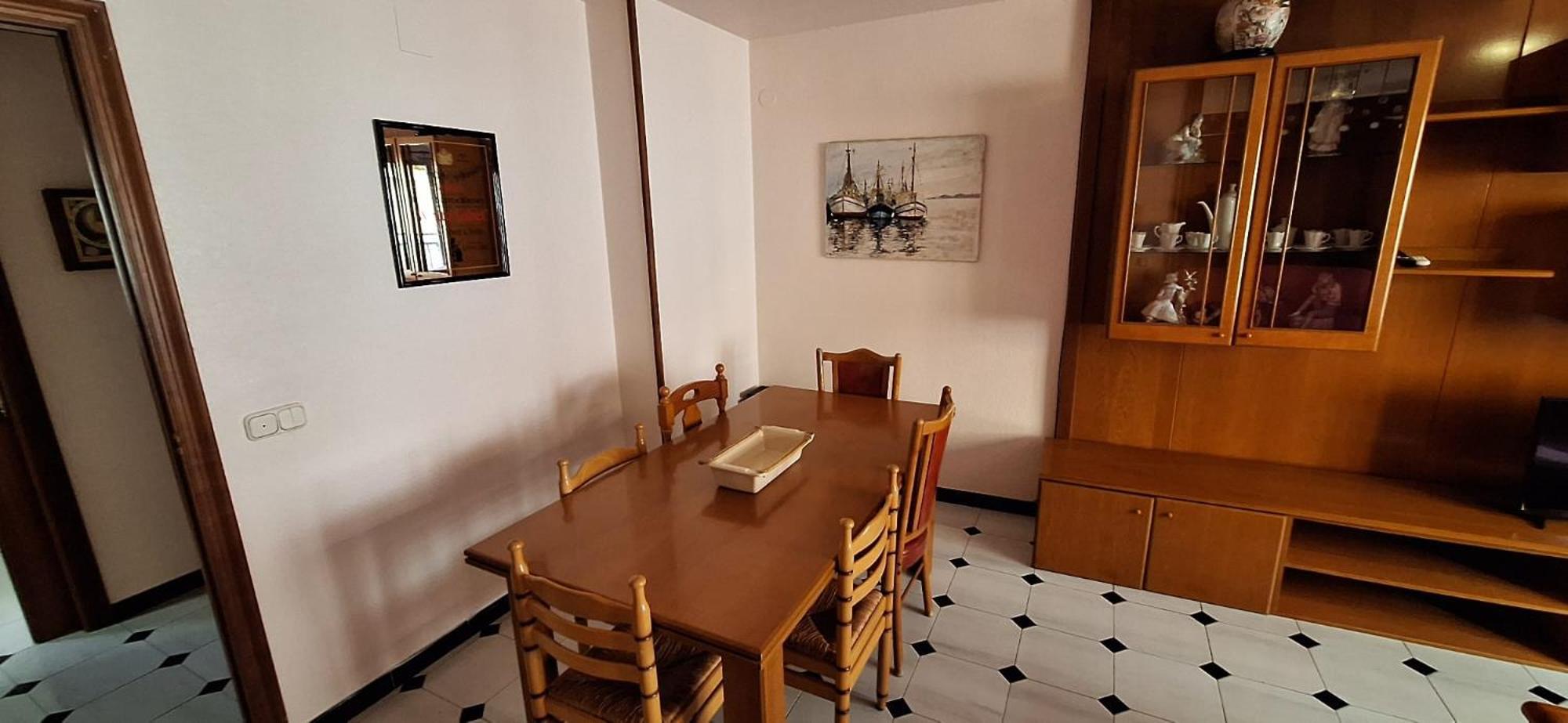 Apartamentos Casa May 1- Centro Benidorm-Solo Mayores De 30 Anos Y Familias Zewnętrze zdjęcie